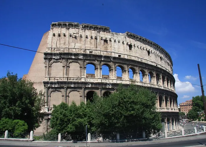 Viale Del Colosseo לינה וארוחת בוקר רומא