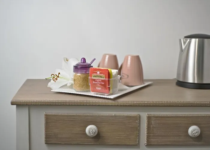 Viale Del Colosseo 4*